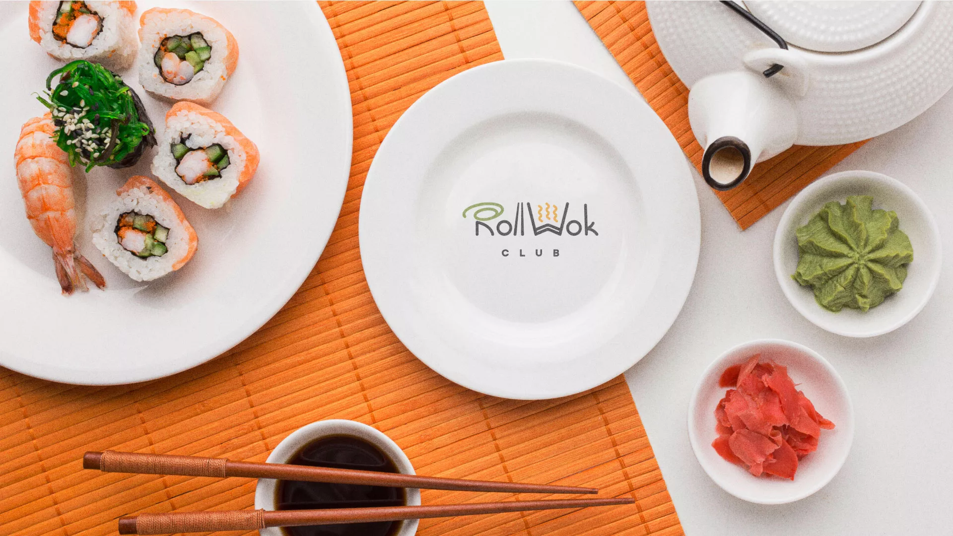 Разработка логотипа и фирменного стиля суши-бара «Roll Wok Club» в Красном Холме